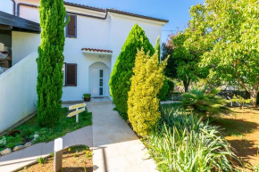 Apartment VESNA